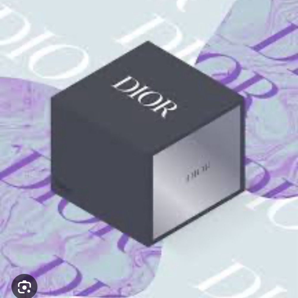 DIOR MYSTERY ITEM/ BUNDLE the more u bid the more u get .